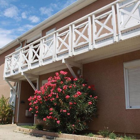 Fasthotel Nimes Caissargues Εξωτερικό φωτογραφία